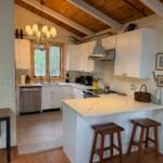 Large Bright Kitchen
