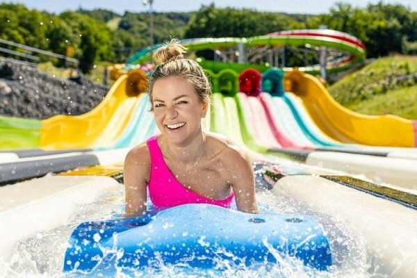 Camelbeach water park is 15 minutes from Lakeside on Lake Naomi